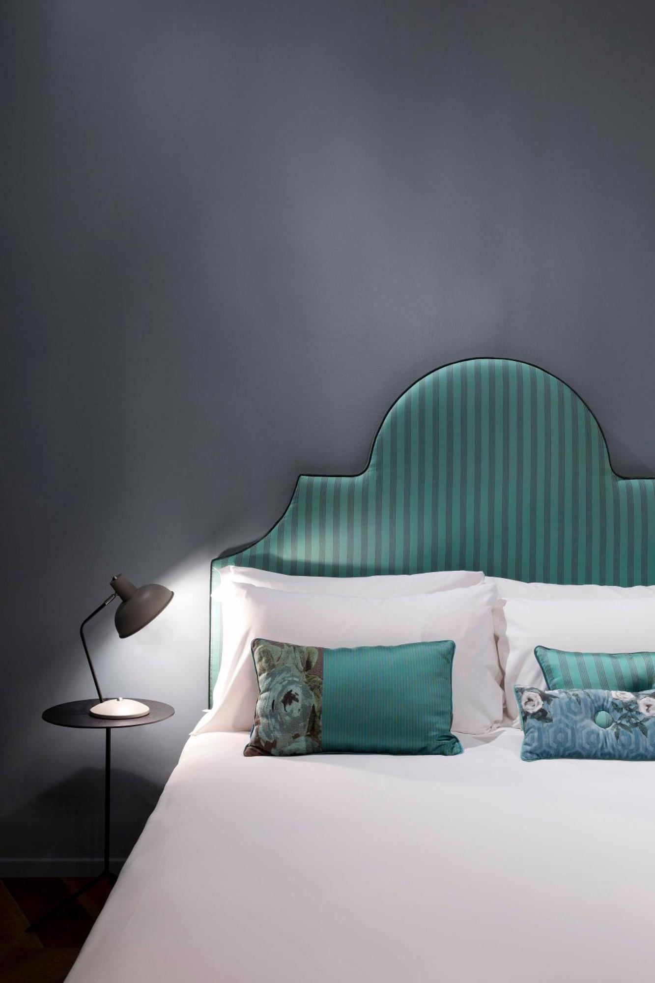 Agora' - Boutique * Turyn